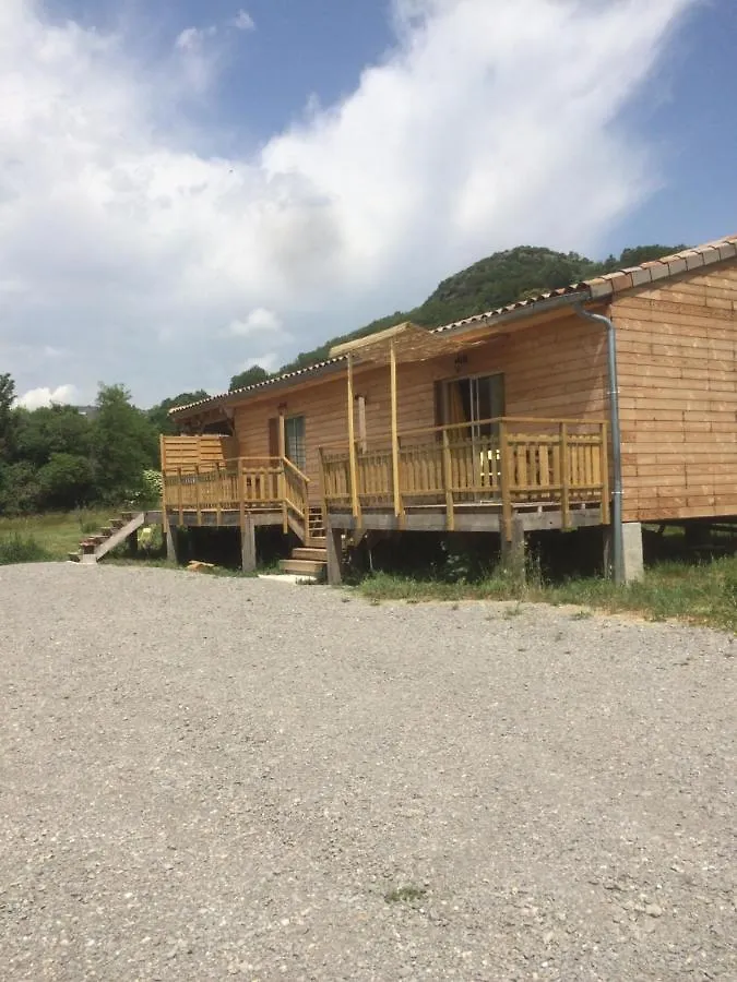 Appartement L'Oiseau Chanteur à Darbres